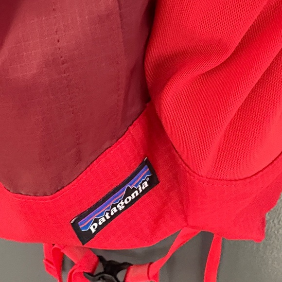 Patagonia lightweight pack - unused - Picture 2 of 8